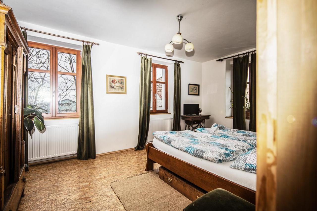 Statek Luníkov Zizice Exterior foto